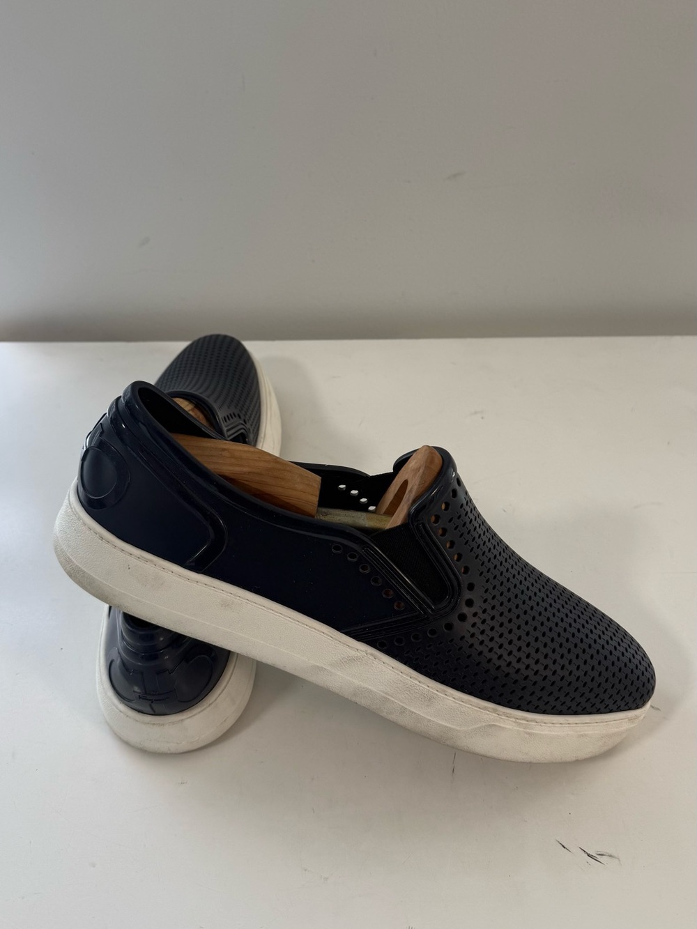 Salvatore Ferragamo Men’s Sneakers 12 - Picture 14 of 16